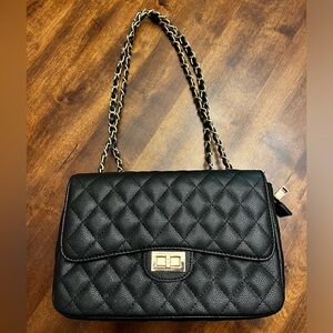 Adorable Black Purse *Brand New*